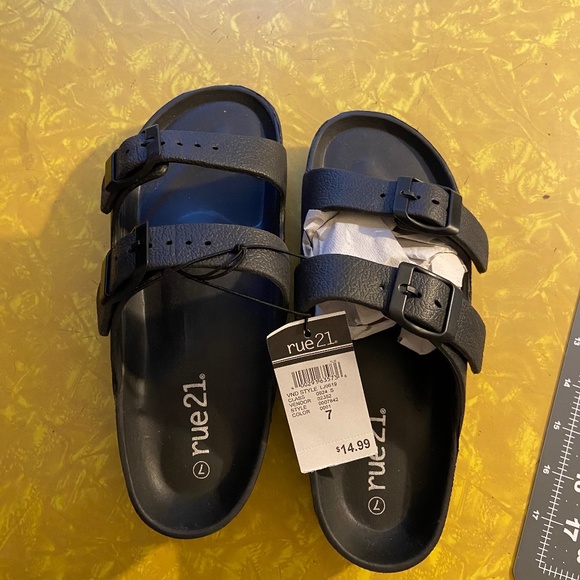 Rue21 Shoes - Rue21 Black Platform Sandals